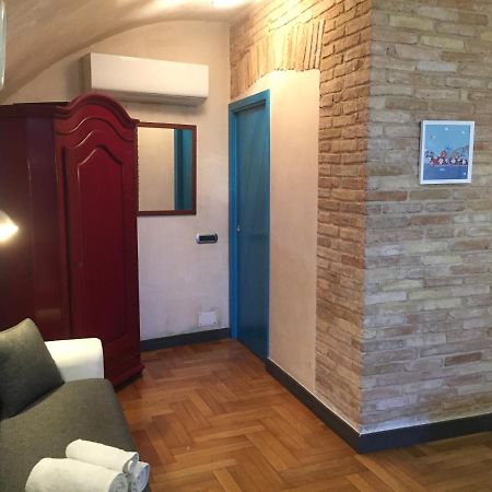 Little Cagliari Apartment Luaran gambar